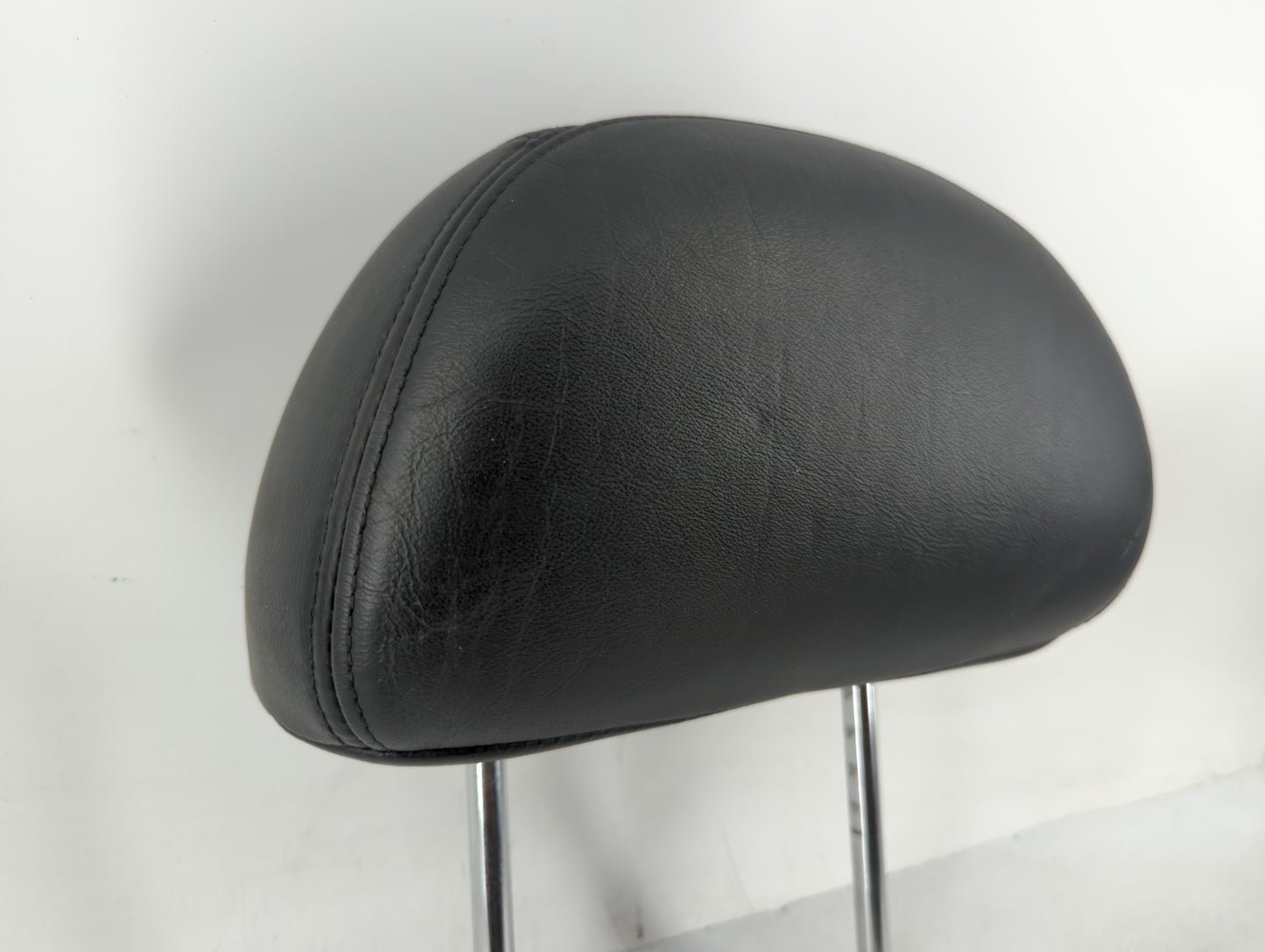 2002-2004 Infiniti I35 Headrest Head Rest Front Driver Passenger Seat Fits Fits 2002 2003 2004 OEM Used Auto Parts - Oemused