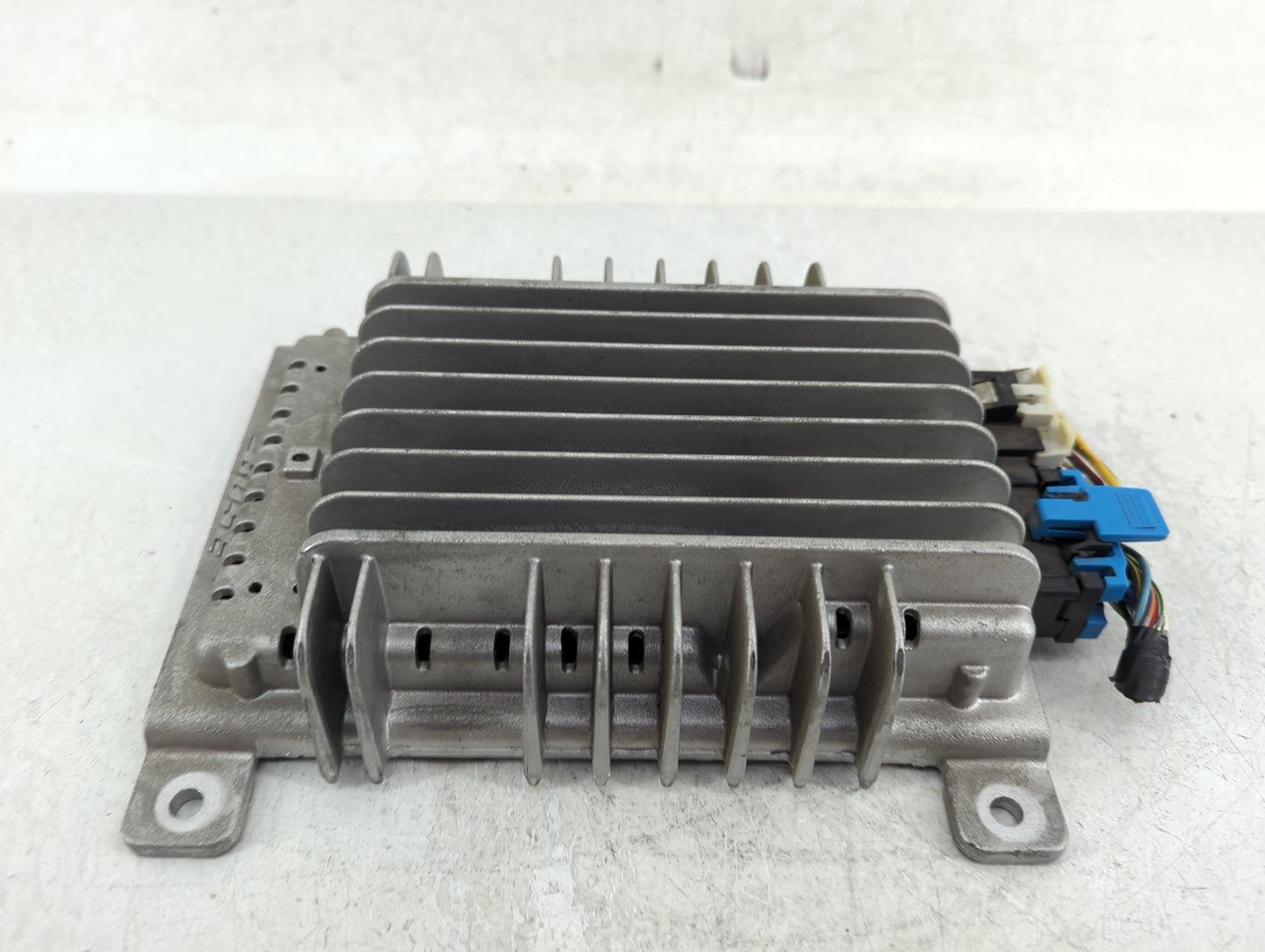 2004-2007 Infiniti Qx56 Radio AM FM Cd Player Receiver Replacement P/N:280607S200 Fits Fits 2004 2005 2006 2007 OEM Used Aut