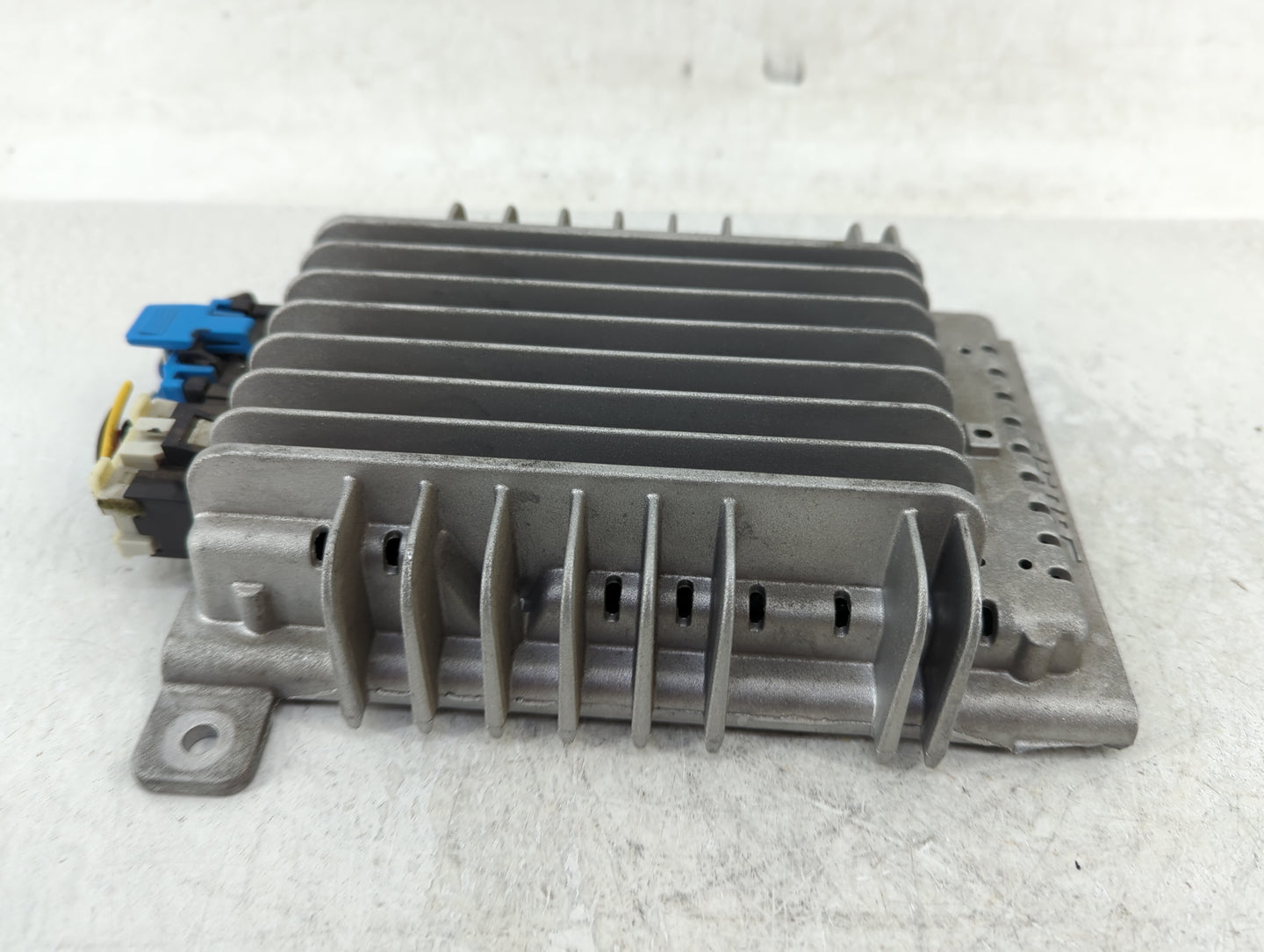 2004-2007 Infiniti Qx56 Radio AM FM Cd Player Receiver Replacement P/N:280607S200 Fits Fits 2004 2005 2006 2007 OEM Used Aut
