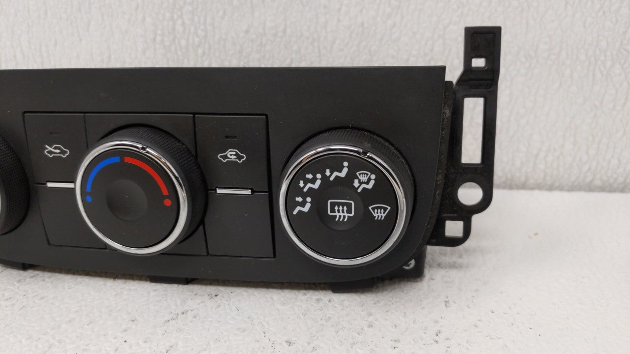2004-2005 Isuzu Ascender Climate Control Module Temperature AC/Heater Replacement P/N:15166895 15879273 Fits OEM Used Auto P