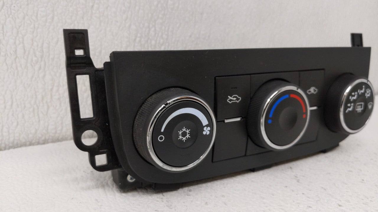 2004-2005 Isuzu Ascender Climate Control Module Temperature AC/Heater Replacement P/N:15166895 15879273 Fits OEM Used Auto P