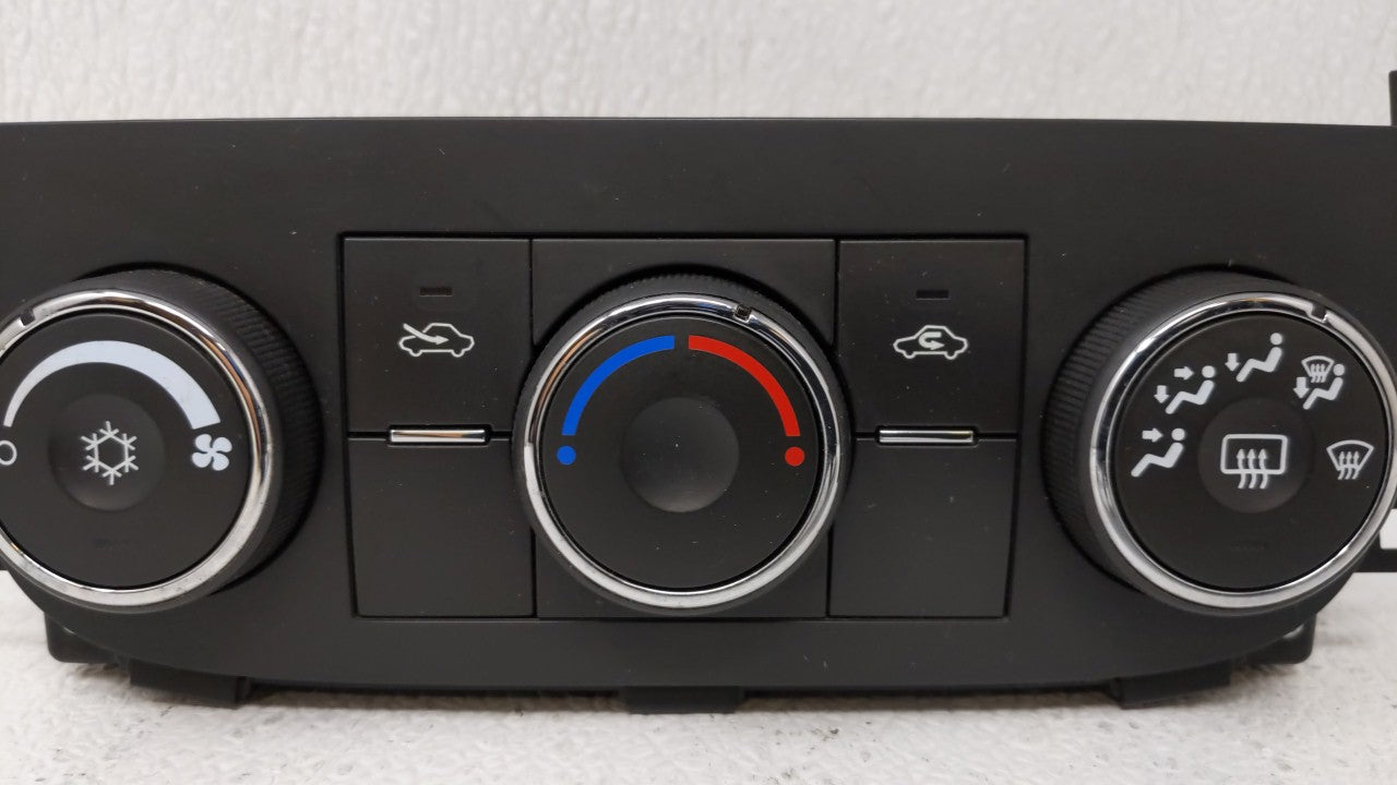 2004-2005 Isuzu Ascender Climate Control Module Temperature AC/Heater Replacement P/N:15166895 15879273 Fits OEM Used Auto P