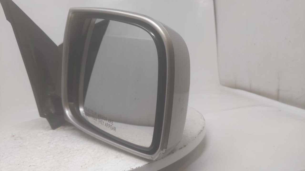 2004 Isuzu Axiom Passenger Side View Mirror - Right Door Mirror OEM Used - Oemusedautoparts1.com