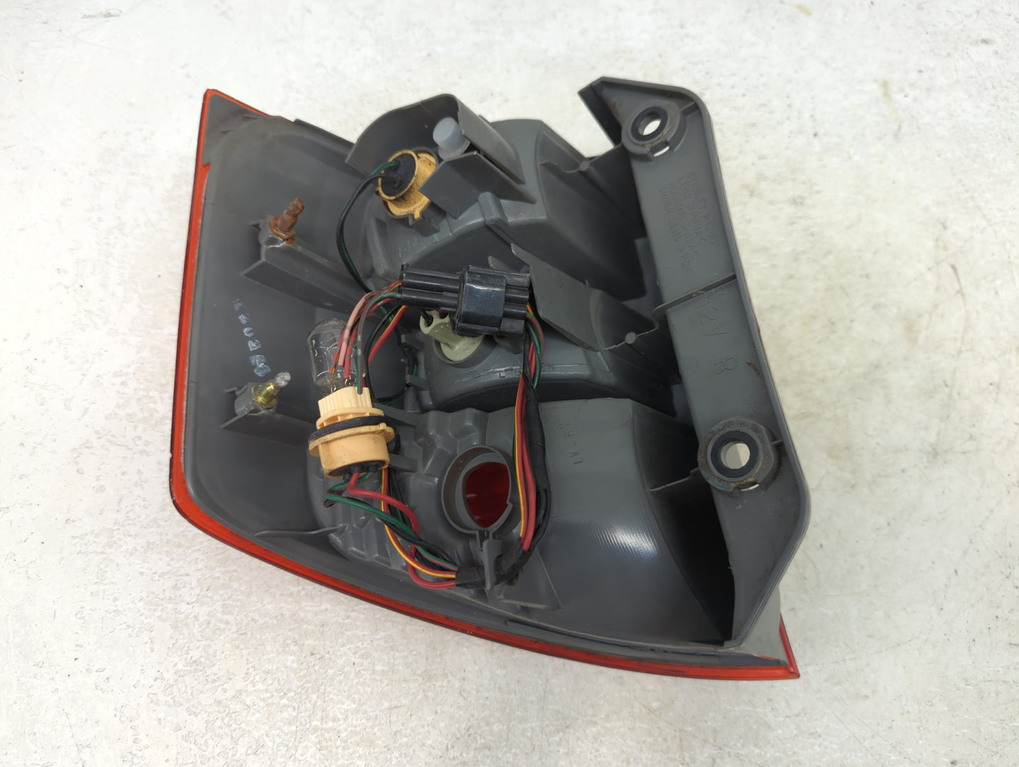 2002-2004 Isuzu Axiom Tail Light Assembly Passenger Right OEM Fits Fits 2002 2003 2004 OEM Used Auto Parts - Oemusedautopart