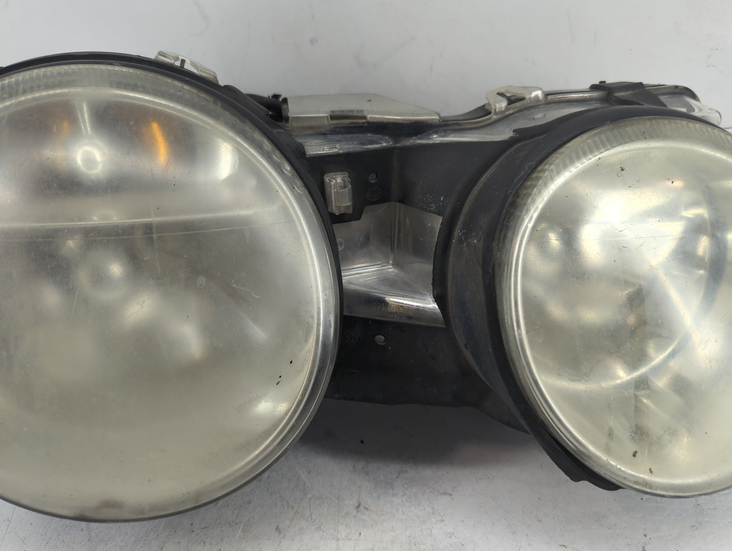 2004 Jaguar S-type Passenger Right Oem Head Light Headlight Lamp - Oemusedautoparts1.com