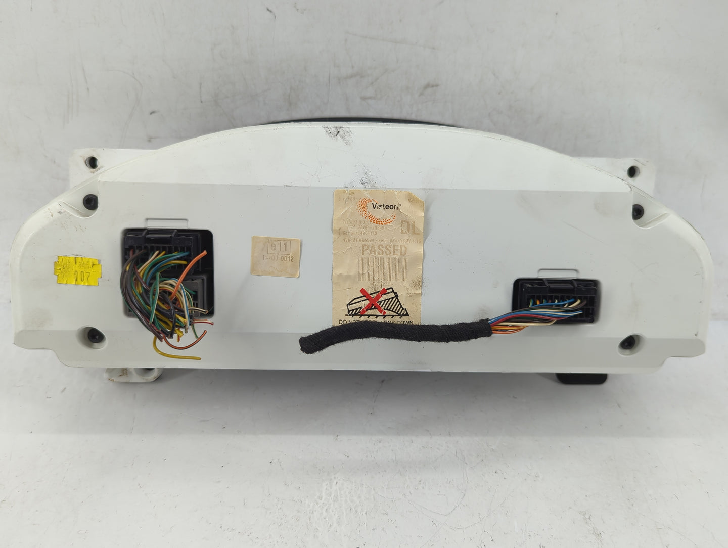2003-2005 Jaguar S-Type Instrument Cluster Speedometer Gauges Fits Fits 2003 2004 2005 OEM Used Auto Parts - Oemusedautopart