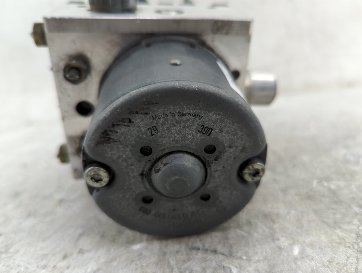 2004 Jaguar X-Type ABS Pump Control Module Replacement P/N:588174 0265800008, 0265222021, 1X43-2M110-AF Fits OEM Used Auto P