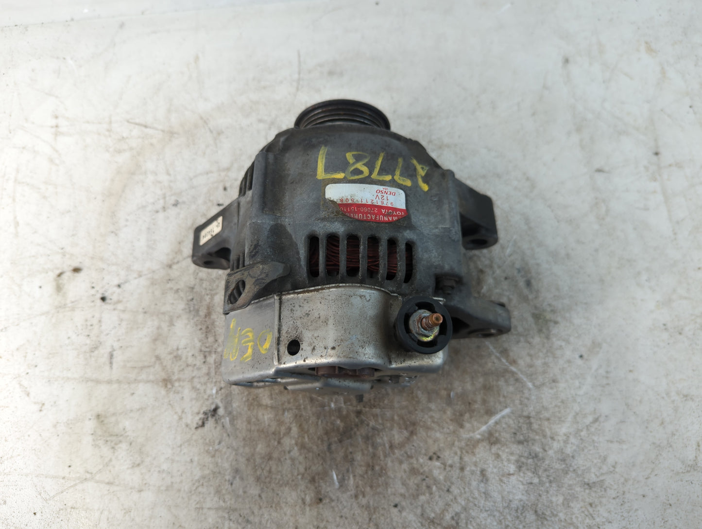 2002-2005 Jaguar X-Type Alternator Replacement Generator Charging Assembly Engine OEM P/N:9761211-508 Fits OEM Used Auto Par
