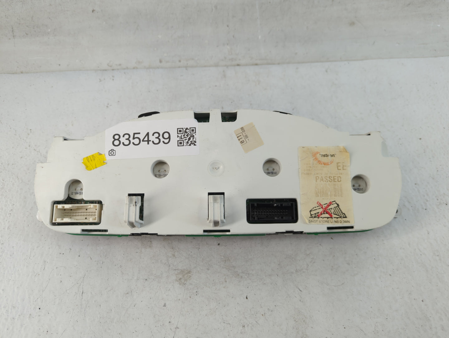 2004 Jaguar X-Type Instrument Cluster Speedometer Gauges Fits OEM Used Auto Parts - Oemusedautoparts1.com