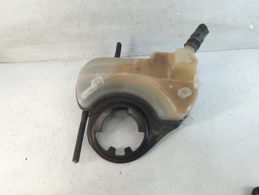2002-2008 Jaguar X-type Radiator Coolant Overflow Expansion Tank Bottle - Oemusedautoparts1.com