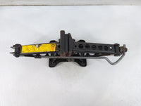 2004 Jaguar X-type Spare Scissor Car Jack - Oemusedautoparts1.com