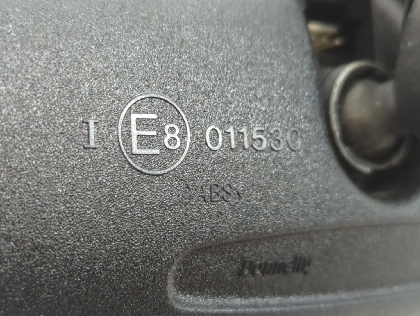 2002-2007 Jaguar X-Type Interior Rear View Mirror Replacement OEM P/N:E8011530 Fits Fits 2002 2003 2004 2005 2006 2007 OEM U