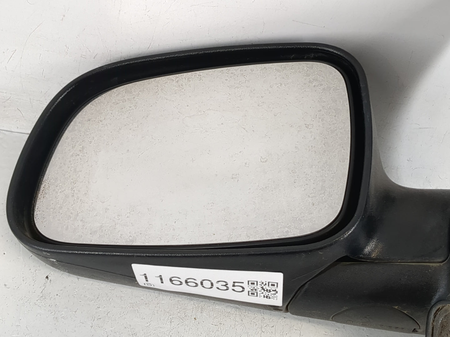 1999-2004 Jeep Grand Cherokee Driver Side View Mirror - Left Door Mirror OEM Used - Oemusedautoparts1.com