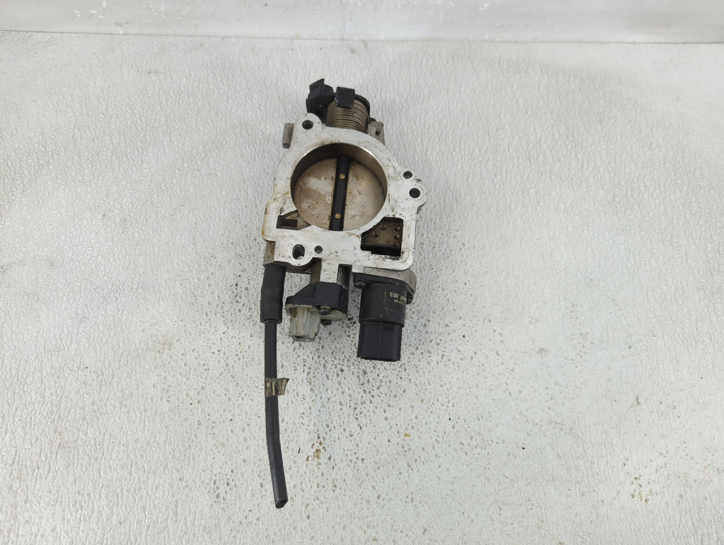 2001-2004 Jeep Grand Cherokee Throttle Body P/N:1200008bb Fits Fits 2001 2002 2003 2004 OEM Used Auto Parts - Oemusedautopar