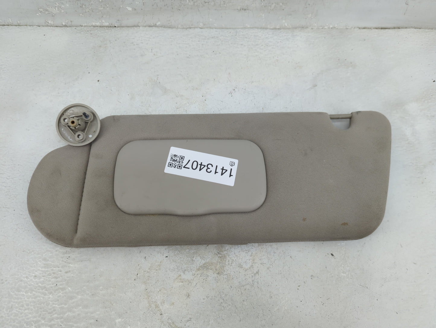 2002-2004 Jeep Grand Cherokee Sun Visor Shade Replacement Driver Left Mirror Fits Fits 2002 2003 2004 OEM Used Auto Parts - 