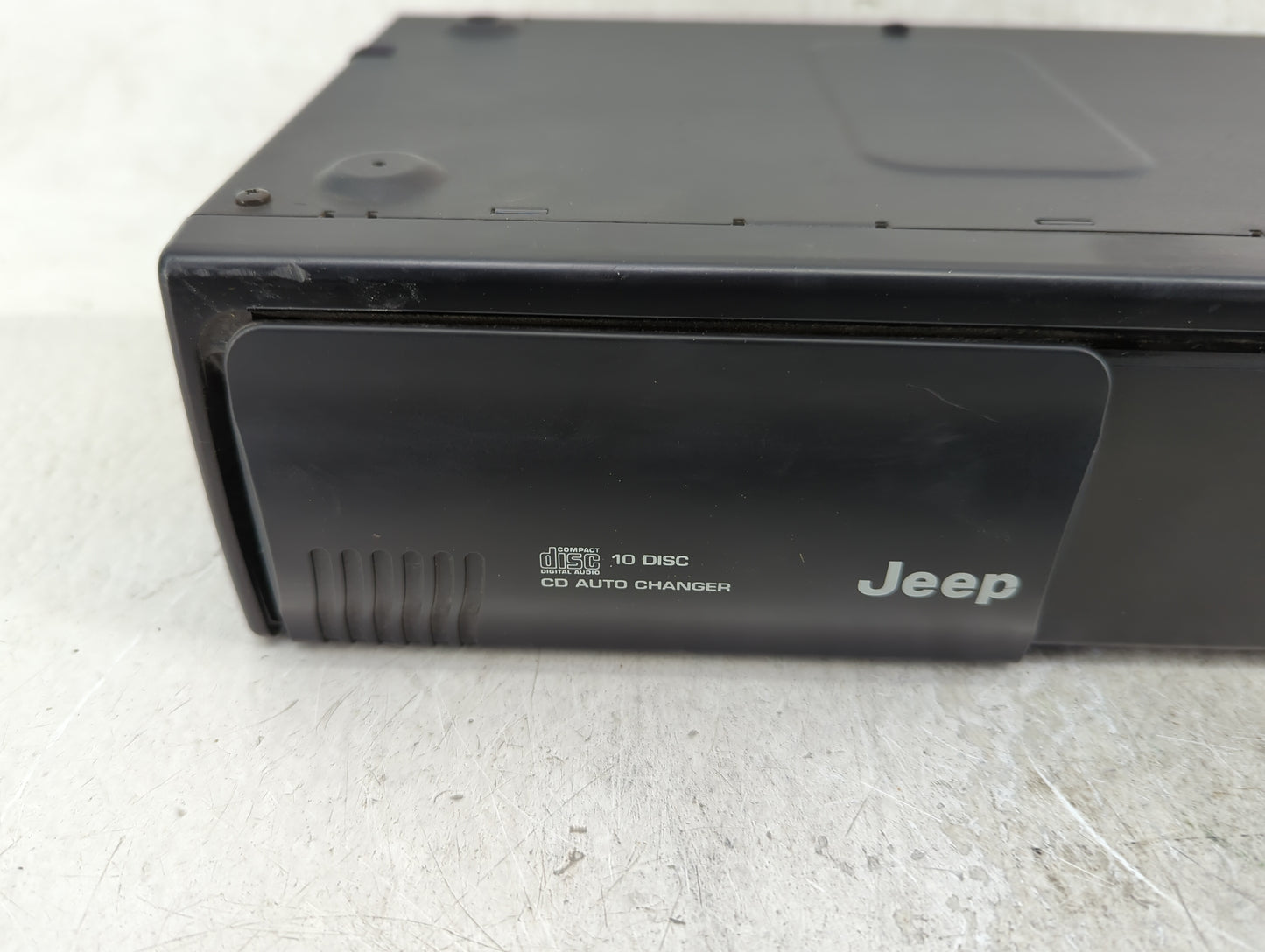 2004 Jeep Grand Cherokee Radio AM FM Cd Player Receiver Replacement P/N:56042129AJ Fits OEM Used Auto Parts - Oemusedautopar