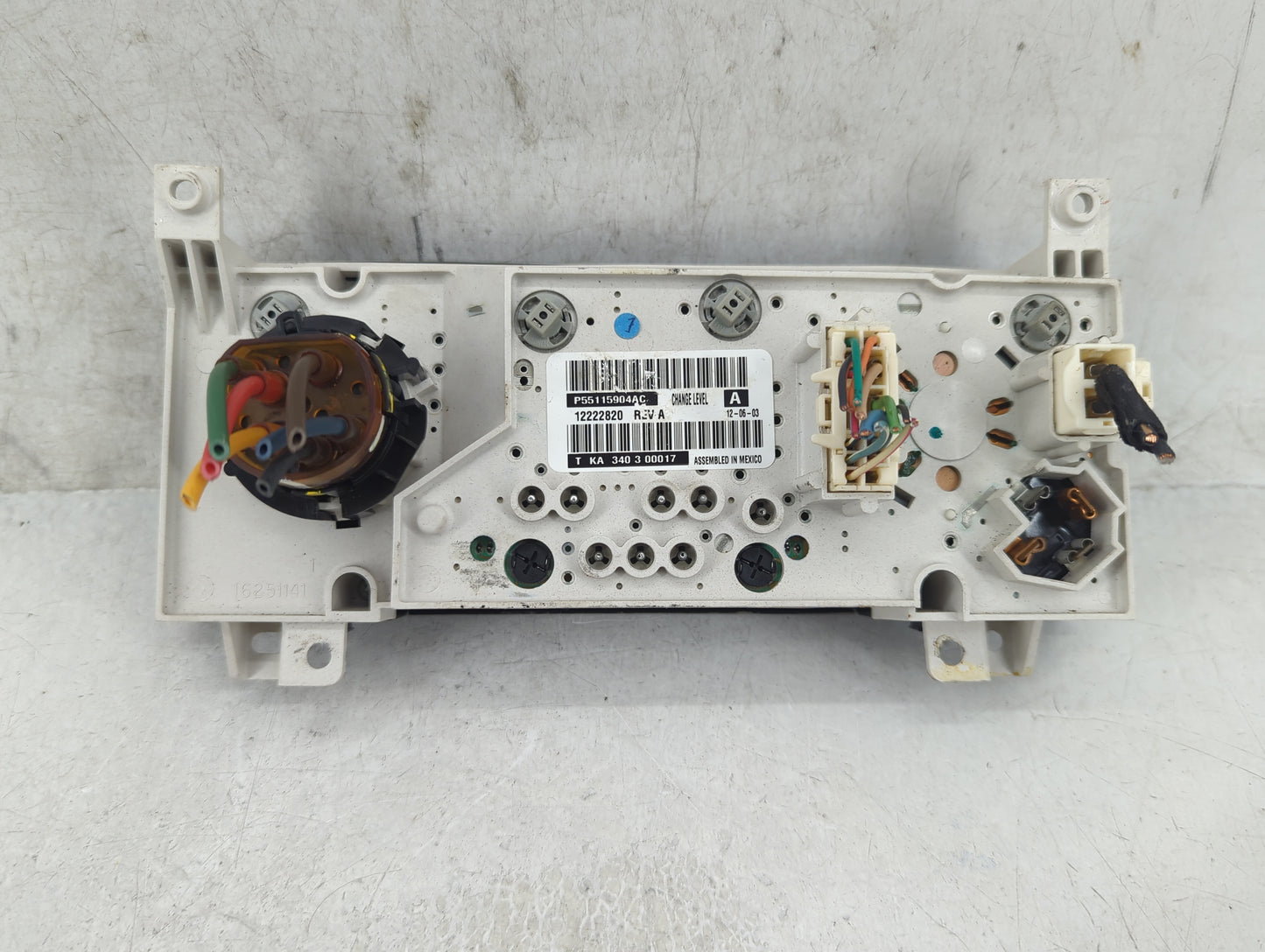 1999-2004 Jeep Grand Cherokee Climate Control Module Temperature AC/Heater Replacement P/N:P55115904AC Fits OEM Used Auto Pa