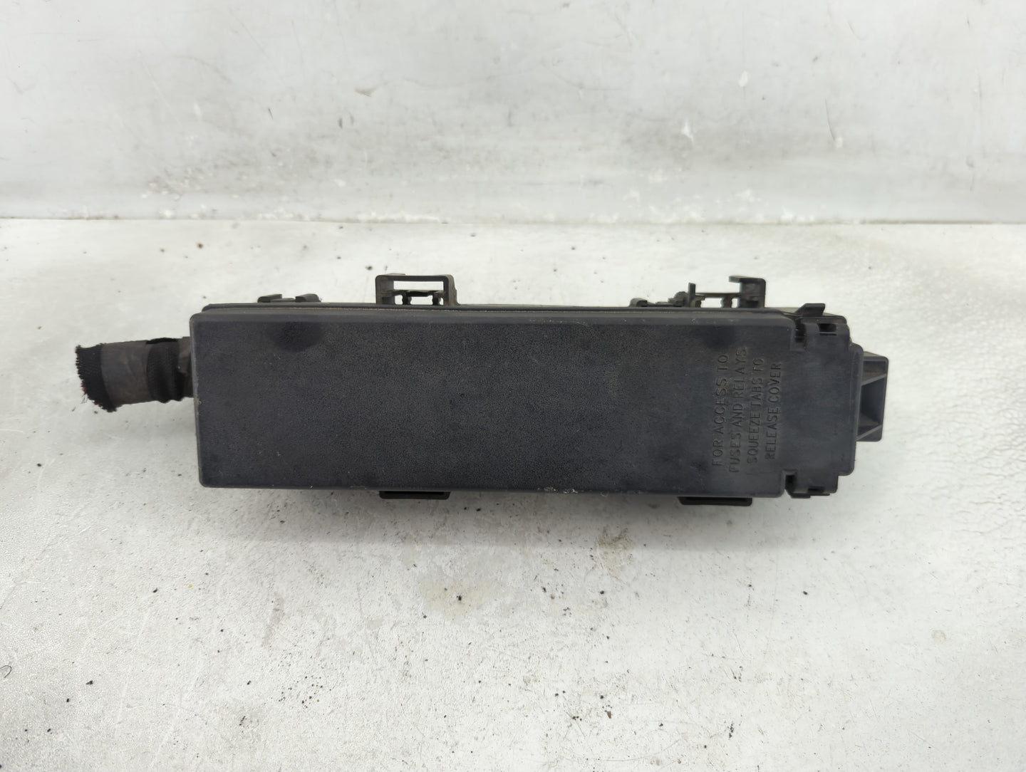 2000-2004 Jeep Grand Cherokee Fusebox Fuse Box Panel Relay Module P/N:04848879AA 56006709 Fits Fits 2000 2001 2002 2003 2004