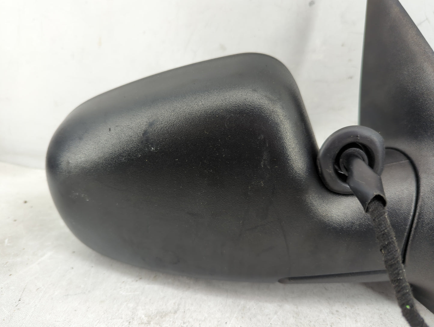 2004 Jeep Grand Cherokee Driver Side View Mirror - Left Door Mirror OEM Used - Oemusedautoparts1.com