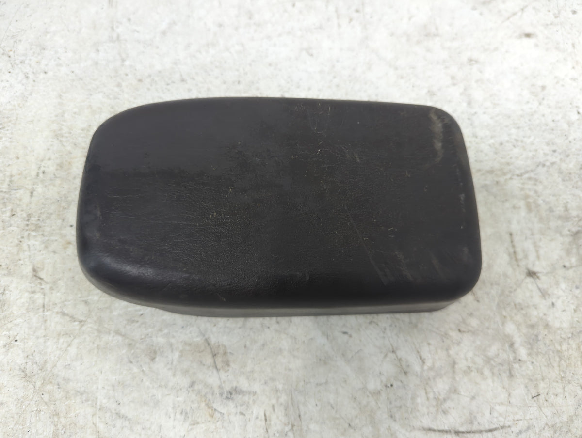2000-2004 Jeep Grand Cherokee Center Console Armrest Cover Lid Fits Fits 2000 2001 2002 2003 2004 OEM Used Auto Parts - Oemu