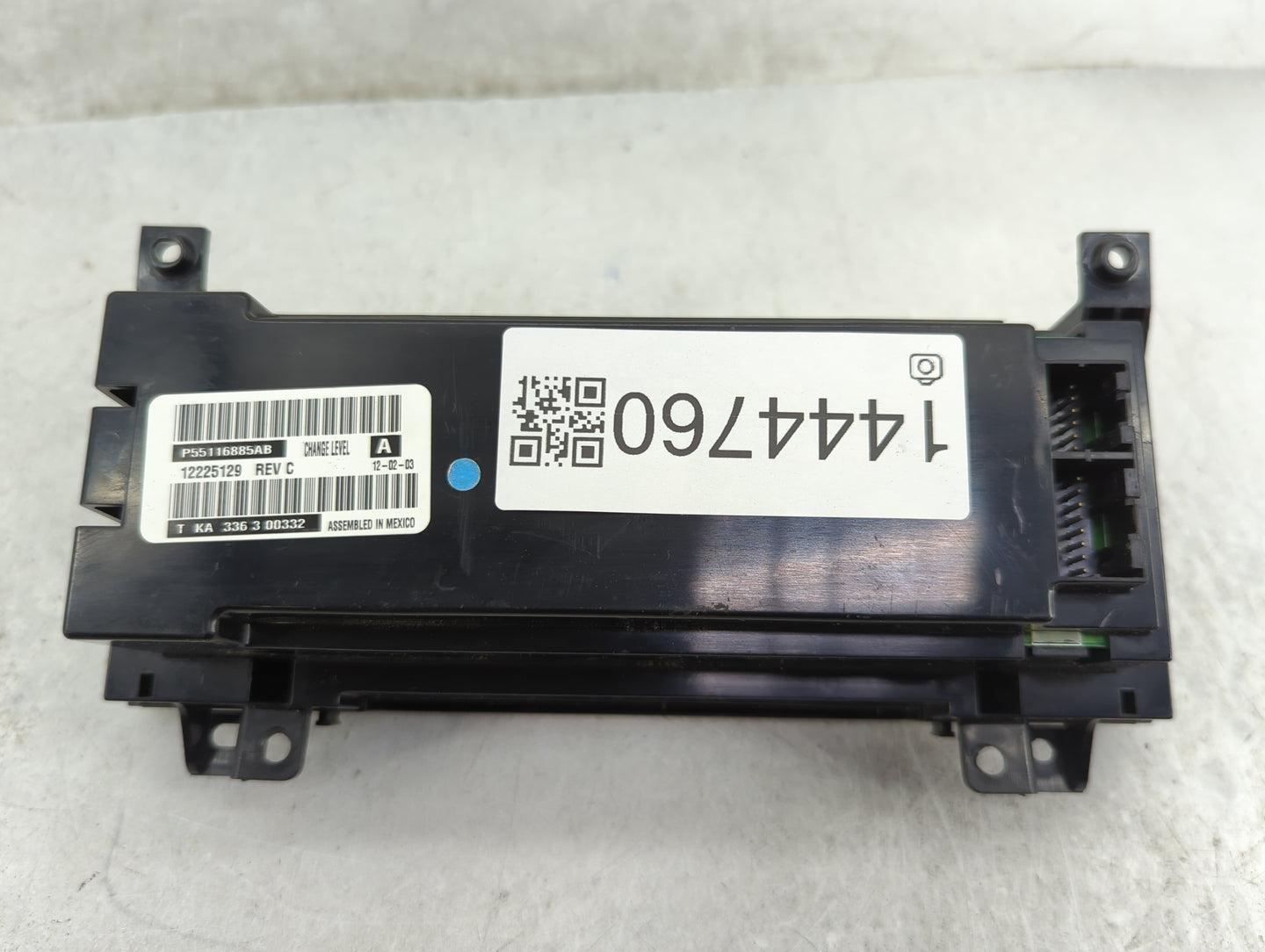 2003-2004 Jeep Grand Cherokee Climate Control Module Temperature AC/Heater Replacement P/N:P55116885AB 12225129 Fits OEM Use