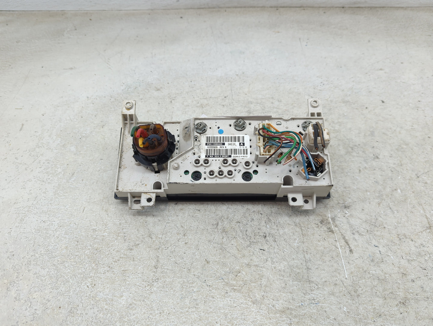 1999-2004 Jeep Grand Cherokee Climate Control Module Temperature AC/Heater Replacement P/N:P55115904AC 12222820 Fits OEM Use