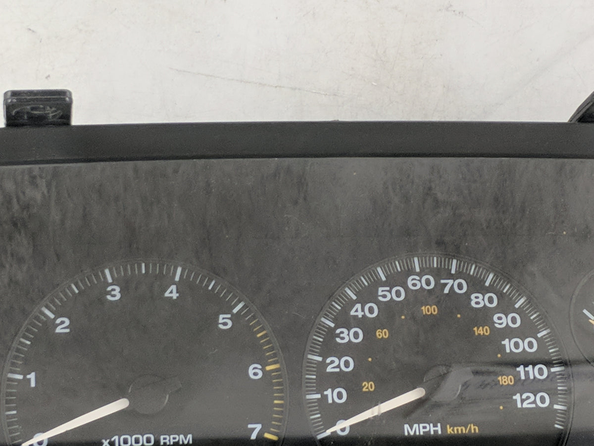 2002-2004 Jeep Grand Cherokee Instrument Cluster Speedometer Gauges P/N:56050802AD CA-0031-003-MOCO Miles: Fits OEM Used Aut