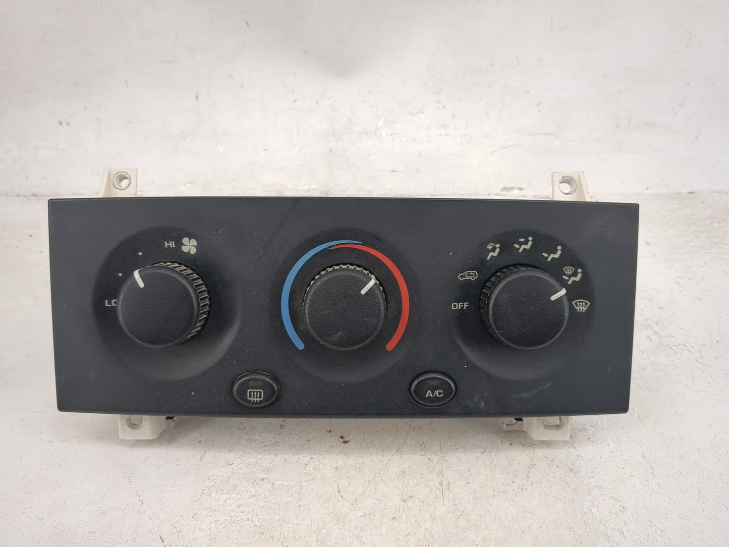 1999-2004 Jeep Grand Cherokee Climate Control Module Temperature AC/Heater Replacement P/N:P55115904AC 12222820 Fits OEM Use