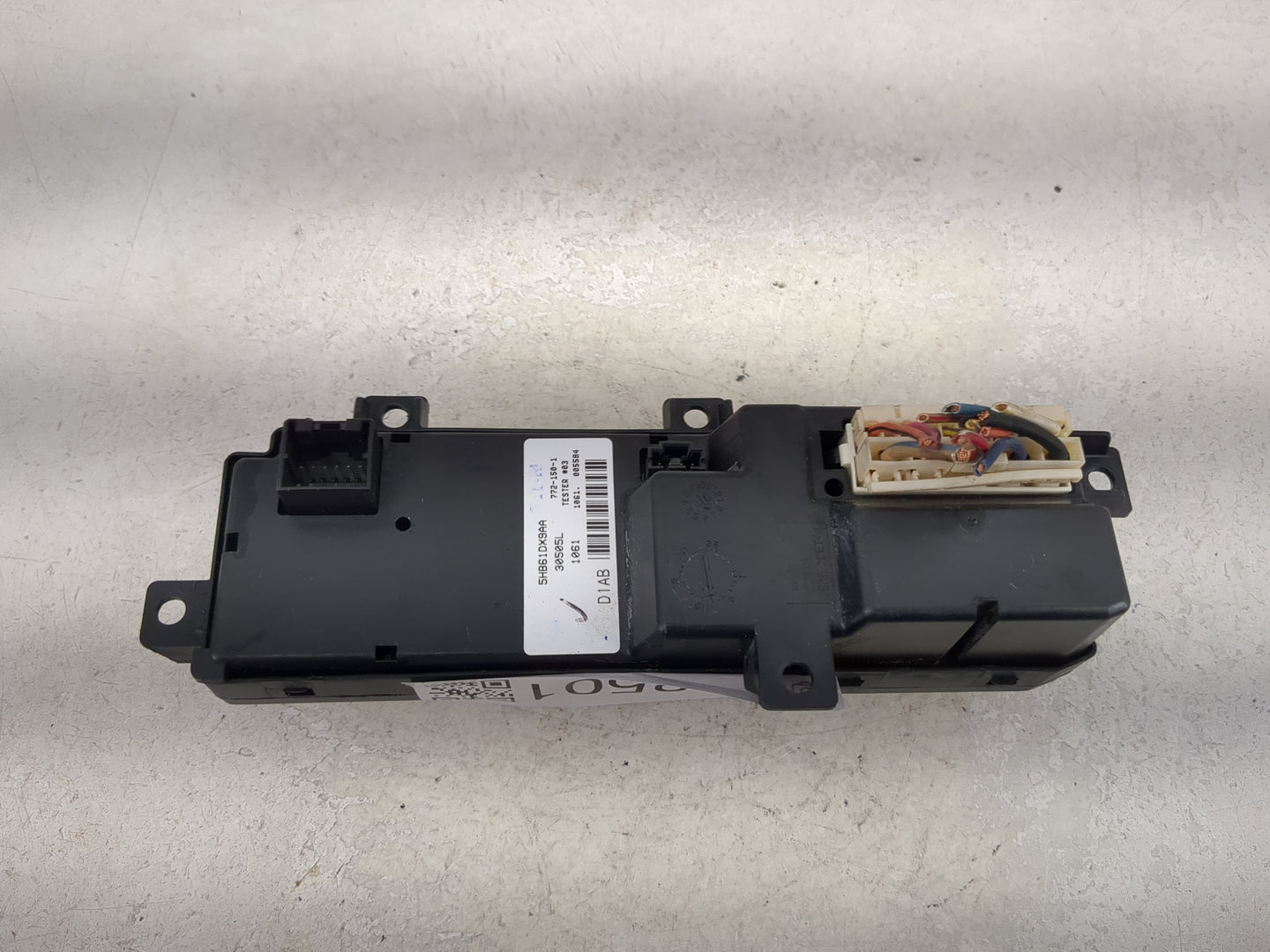 1999-2004 Jeep Grand Cherokee Master Power Window Switch Replacement Driver Side Left P/N:5HB61DX9AA Fits OEM Used Auto Part