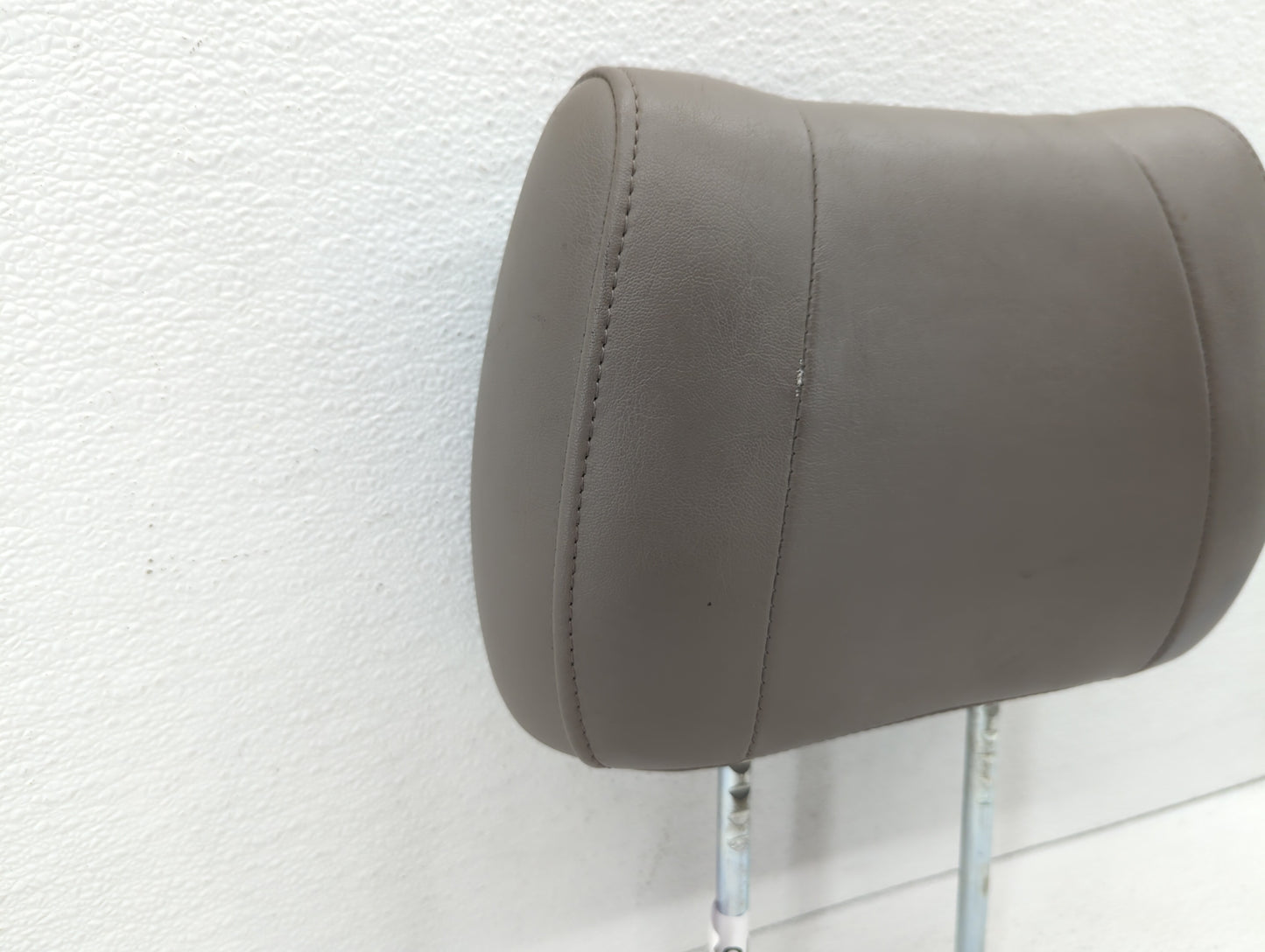2003 Jeep Grand Cherokee Headrest Head Rest Front Driver Passenger Seat - Oemusedautoparts1.com