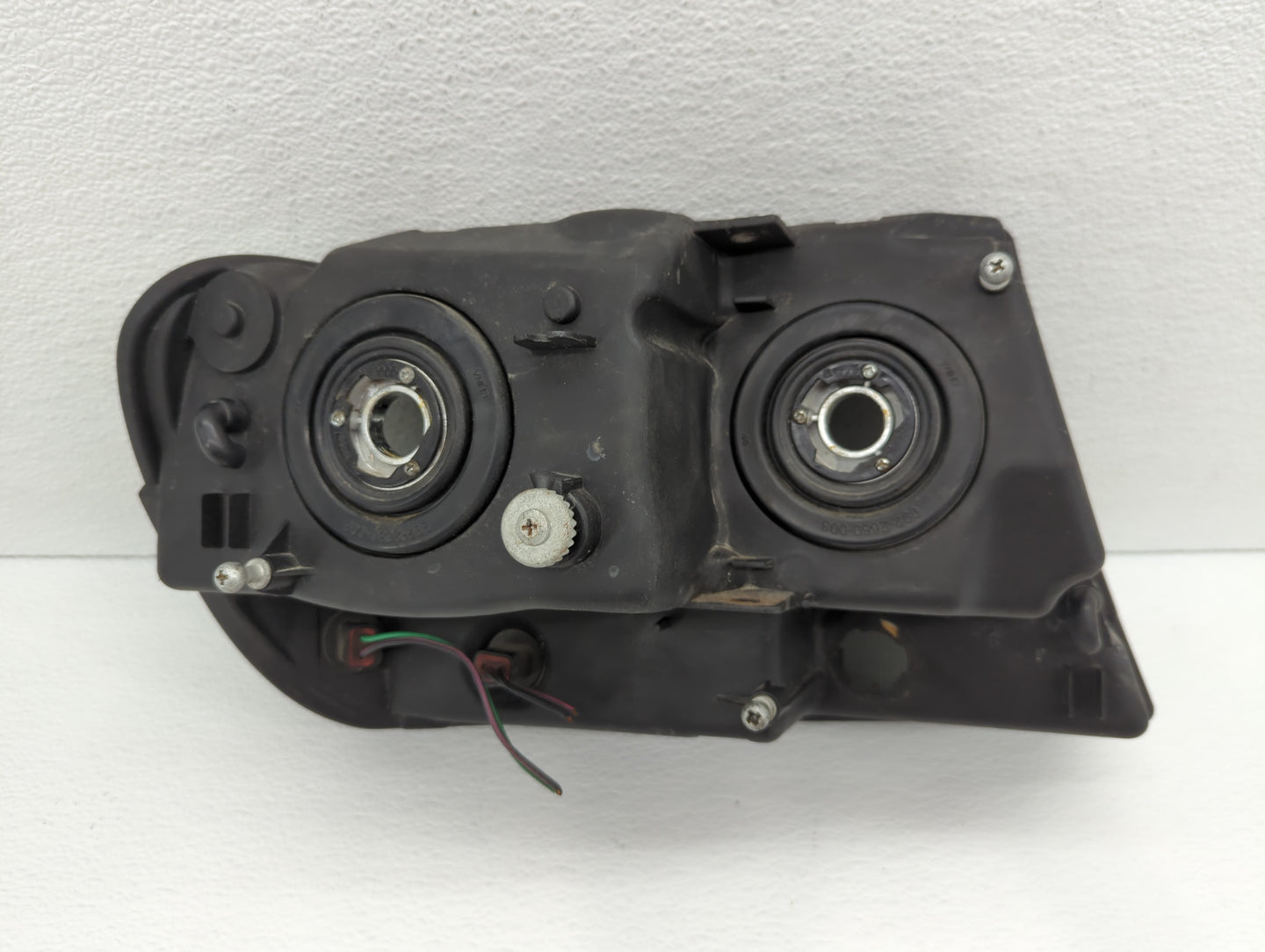 2002-2004 Jeep Grand Cherokee Driver Left Oem Head Light Headlight Lamp - Oemusedautoparts1.com