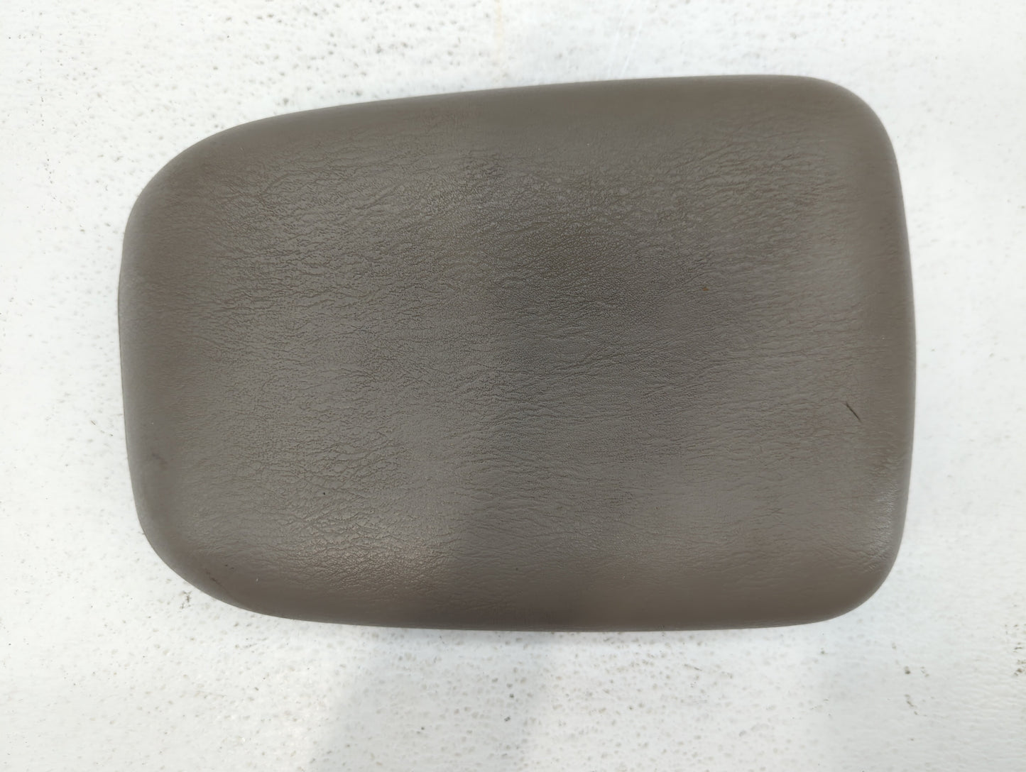 2000-2004 Jeep Grand Cherokee Center Console Armrest Cover Lid - Oemusedautoparts1.com