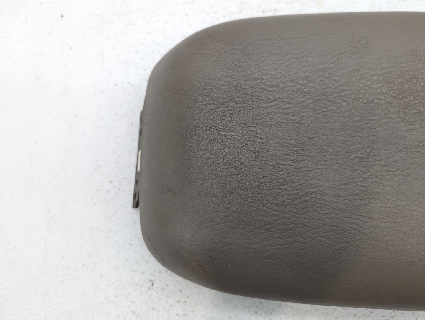 2000-2004 Jeep Grand Cherokee Center Console Armrest Cover Lid - Oemusedautoparts1.com