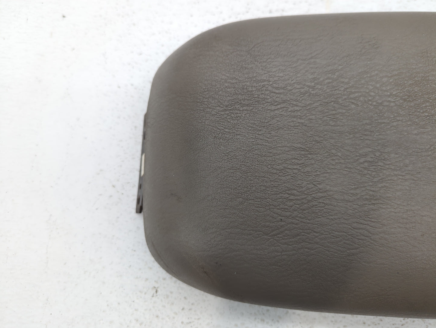 2000-2004 Jeep Grand Cherokee Center Console Armrest Cover Lid - Oemusedautoparts1.com