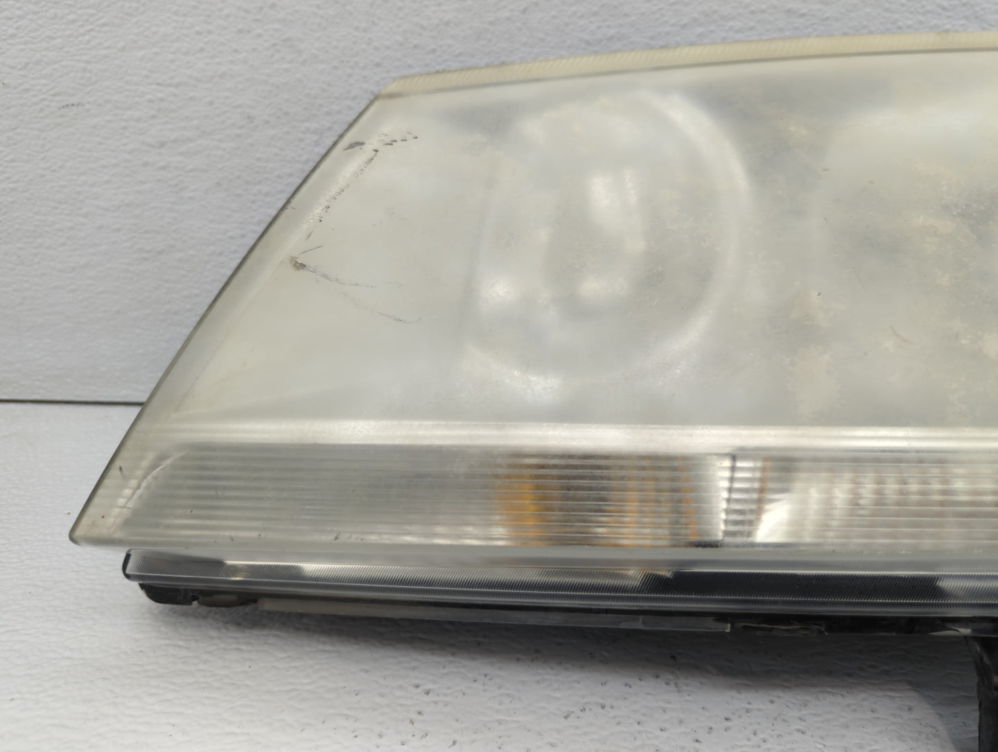 2002-2004 Jeep Grand Cherokee Driver Left Oem Head Light Headlight Lamp - Oemusedautoparts1.com