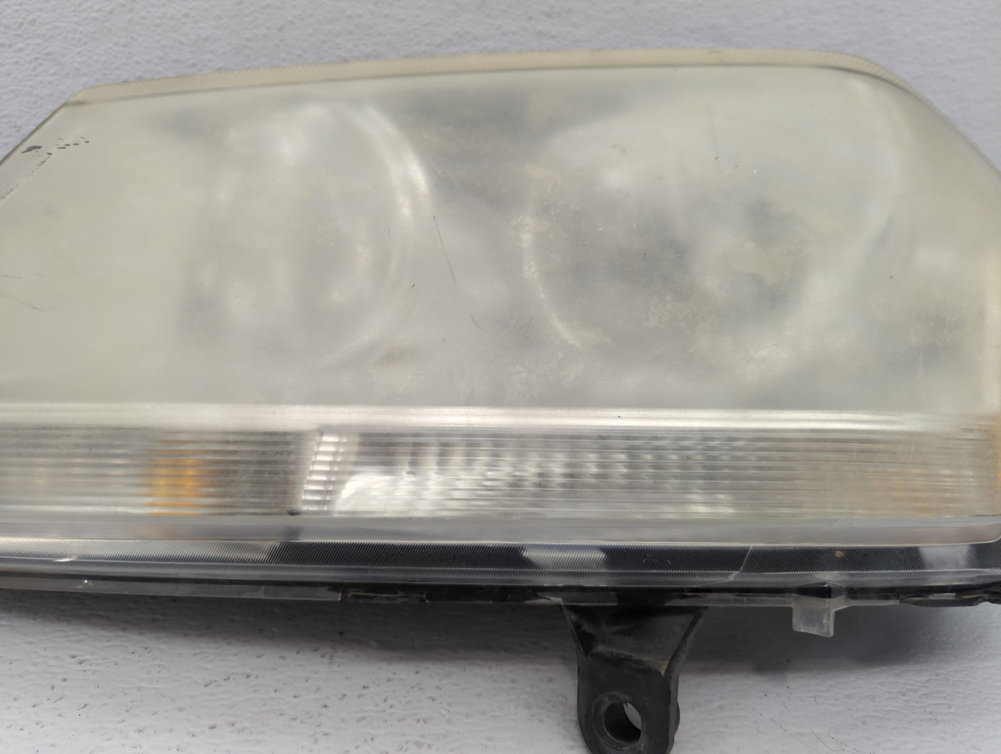 2002-2004 Jeep Grand Cherokee Driver Left Oem Head Light Headlight Lamp - Oemusedautoparts1.com
