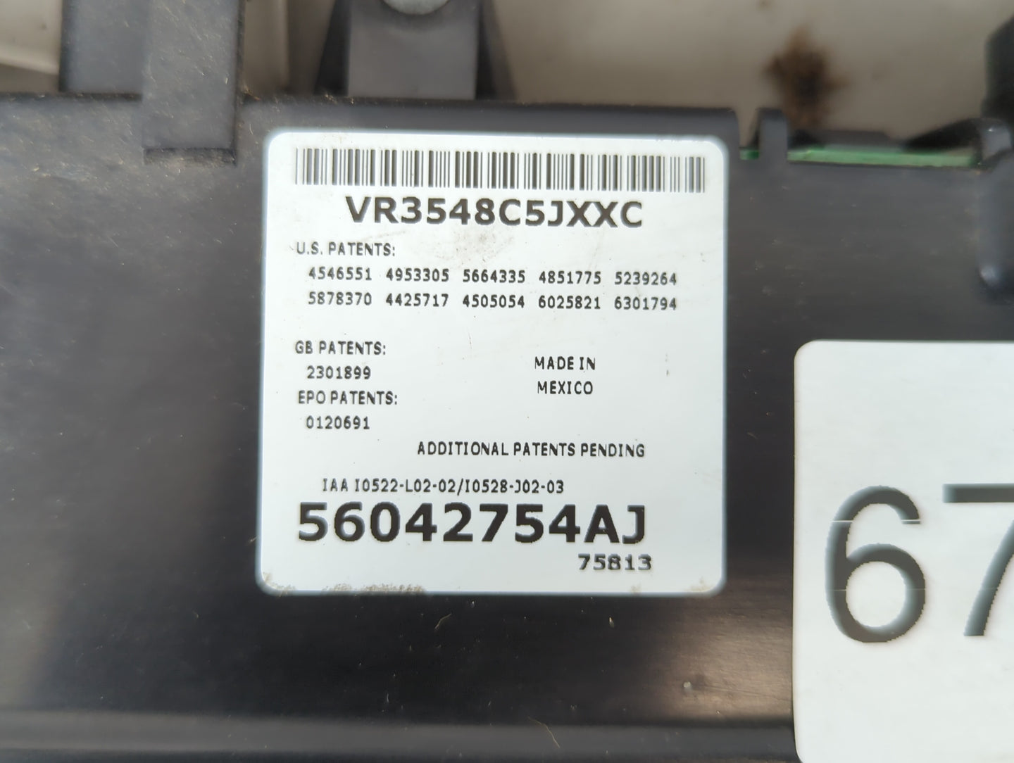 2004 Jeep Grand Cherokee Overhead Roof Console - Oemusedautoparts1.com