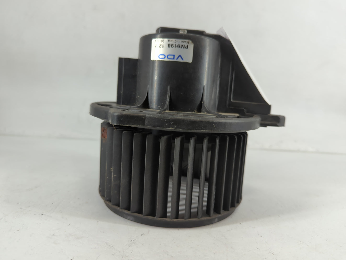 2003-2004 Jeep Grand Cherokee Heater AC Blower Motor P/N:PM9198 Fits Fits 2003 2004 OEM Used Auto Parts - Oemusedautoparts1.