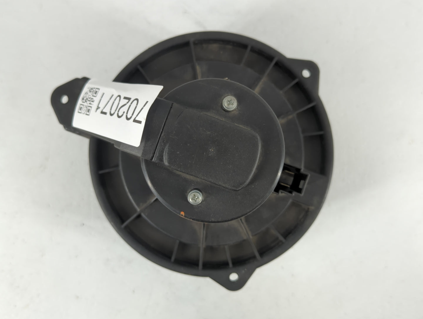2003-2004 Jeep Grand Cherokee Heater AC Blower Motor P/N:PM9198 Fits Fits 2003 2004 OEM Used Auto Parts - Oemusedautoparts1.