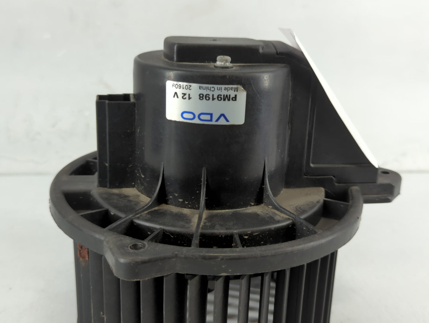 2003-2004 Jeep Grand Cherokee Heater AC Blower Motor P/N:PM9198 Fits Fits 2003 2004 OEM Used Auto Parts - Oemusedautoparts1.