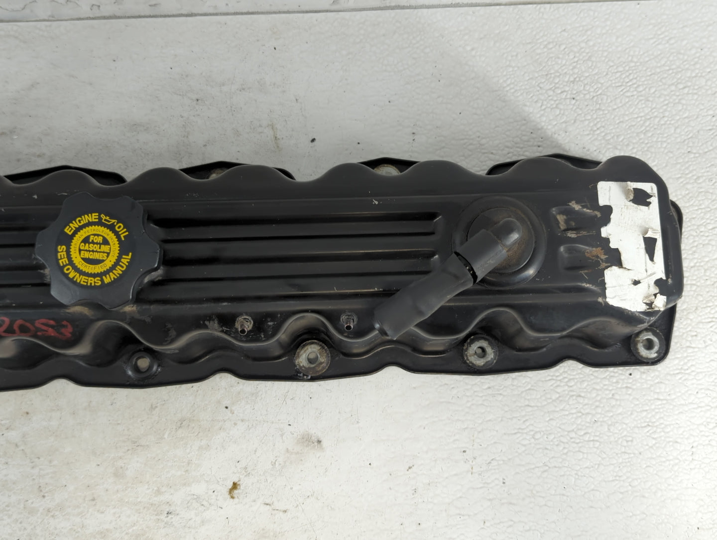 2004 Jeep Grand Cherokee Driver Left Cylinder Head Valve Cover Fits OEM Used Auto Parts - Oemusedautoparts1.com