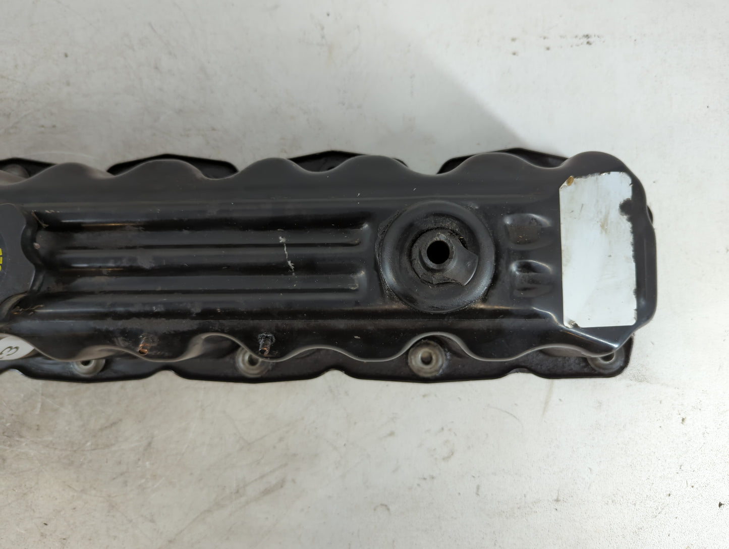 2004 Jeep Grand Cherokee Driver Left Cylinder Head Valve Cover Fits OEM Used Auto Parts - Oemusedautoparts1.com