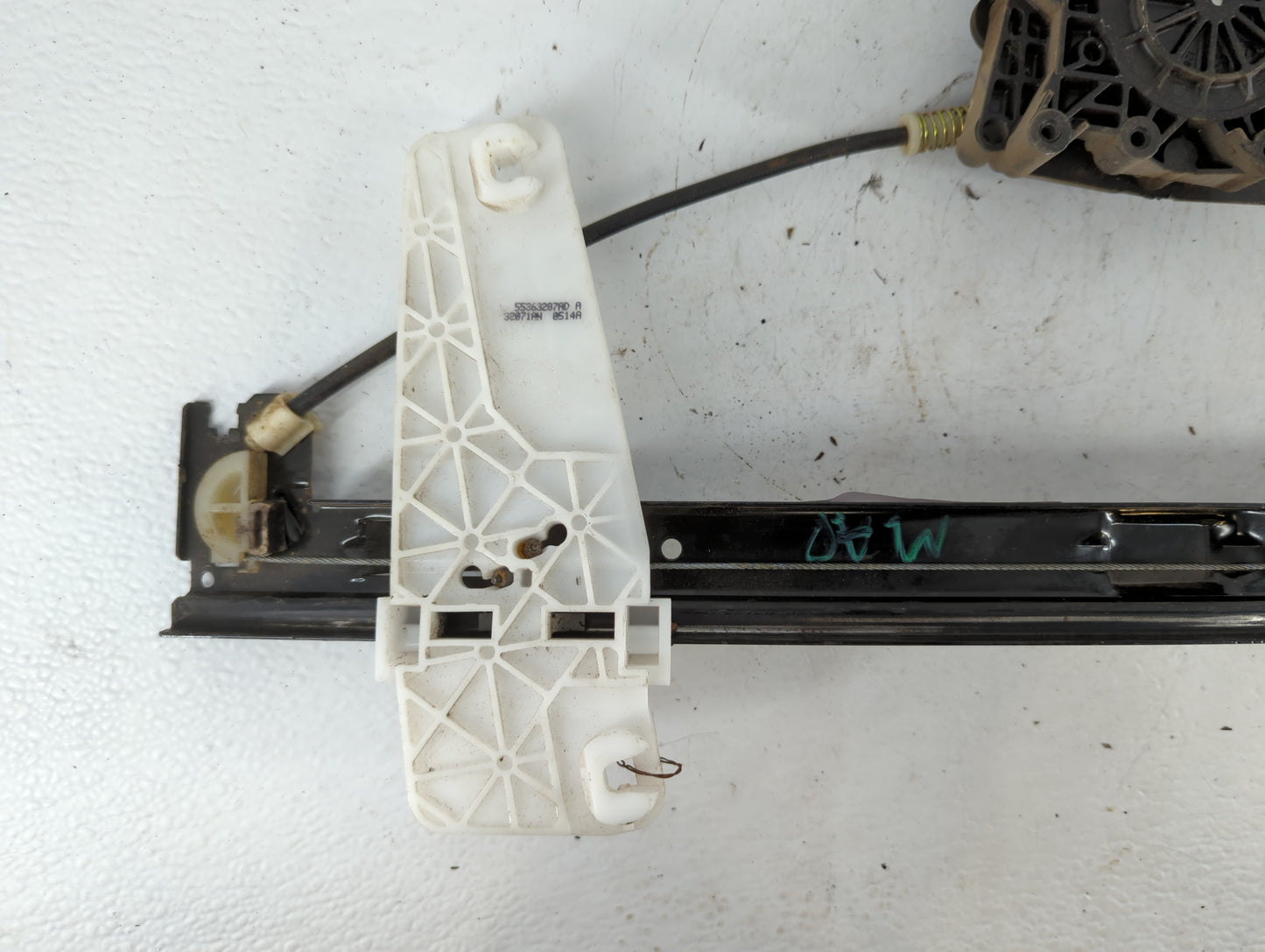 2000-2004 Jeep Grand Cherokee Driver Left Front Window Regulator 777031 - Oemusedautoparts1.com
