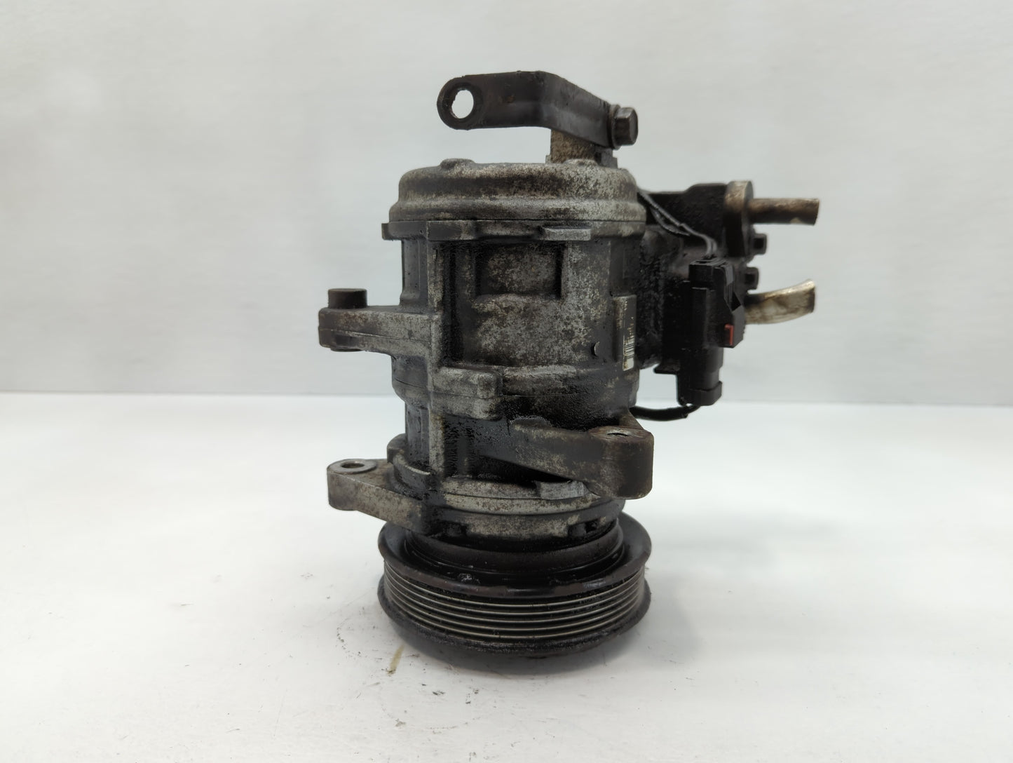 2004 Jeep Grand Cherokee Alternator Replacement Generator Charging Assembly Engine OEM P/N:HFC134a 447220-7014 Fits OEM Used