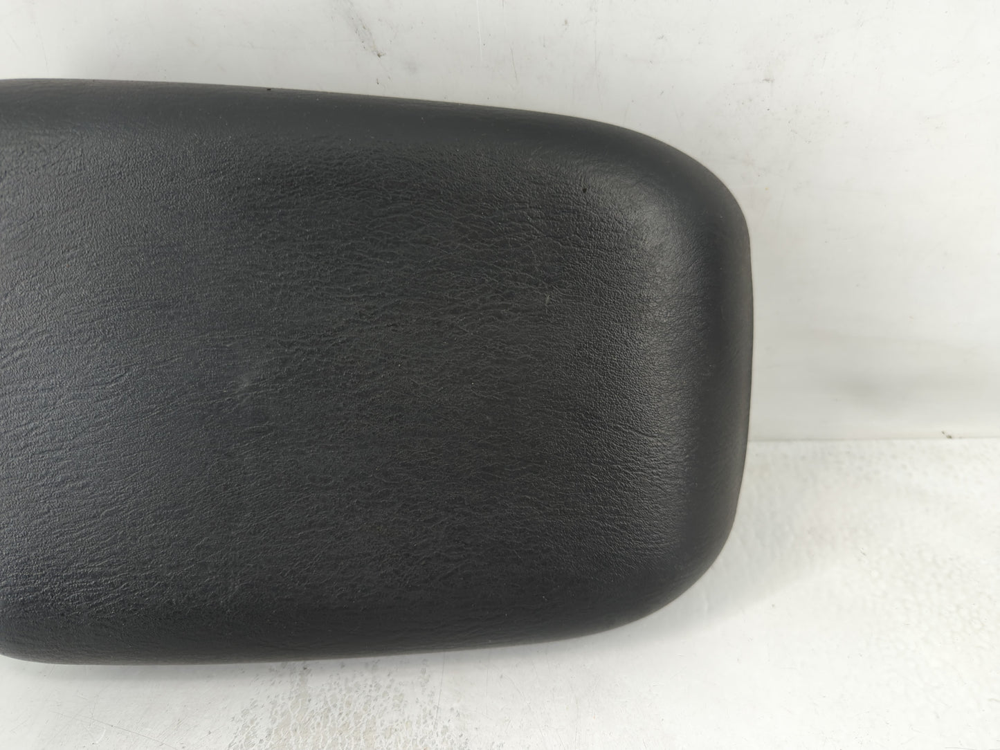 2000-2004 Jeep Grand Cherokee Center Console Armrest Cover Lid Fits Fits 2000 2001 2002 2003 2004 OEM Used Auto Parts - Oemu