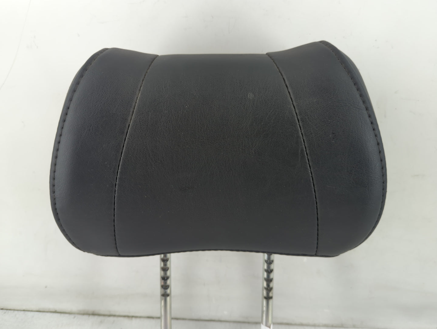 2000-2004 Jeep Grand Cherokee Headrest Head Rest Front Driver Passenger Seat Fits Fits 2000 2001 2002 2003 2004 OEM Used Aut