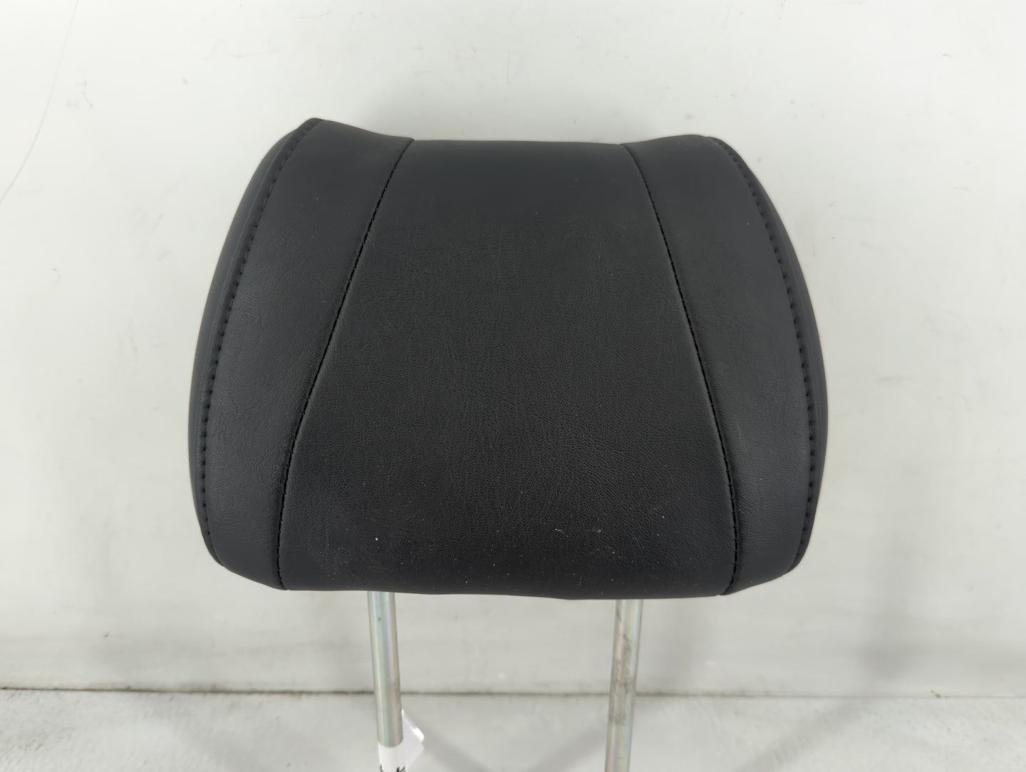 2000-2004 Jeep Grand Cherokee Headrest Head Rest Front Driver Passenger Seat Fits Fits 2000 2001 2002 2003 2004 OEM Used Aut