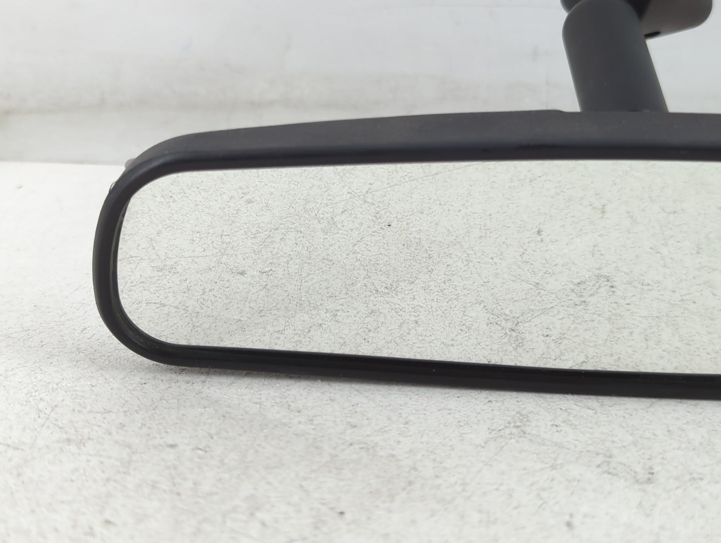 2004 Jeep Grand Cherokee Interior Rear View Mirror Replacement OEM P/N:E8011681 Fits OEM Used Auto Parts - Oemusedautoparts1