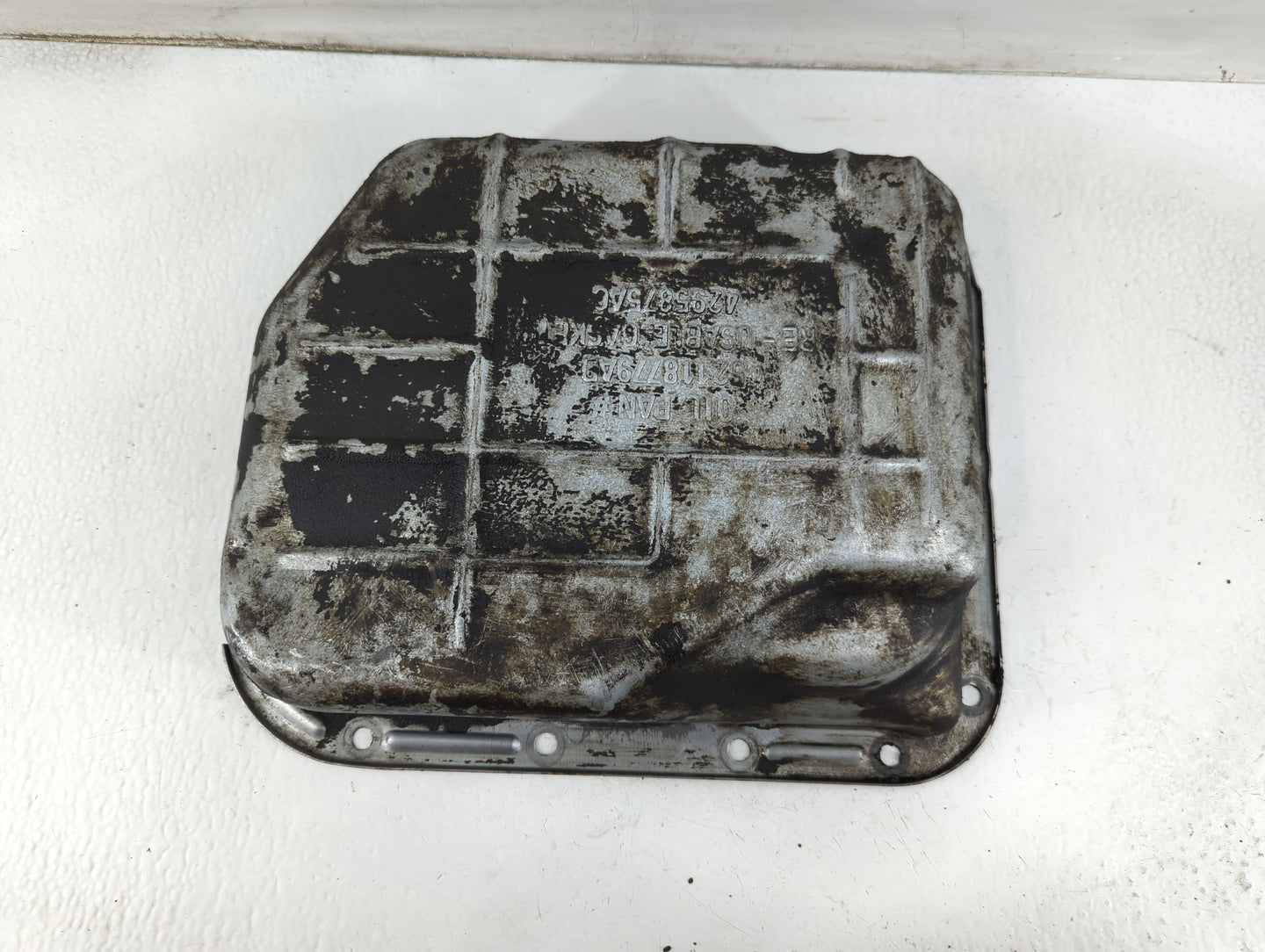 1999-2004 Jeep Grand Cherokee Engine Oil Pan P/N:52118779AD 4295875AC Fits Fits 1999 2000 2001 2002 2003 2004 OEM Used Auto 