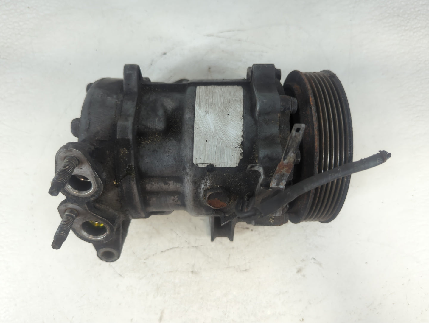 2002-2005 Jeep Liberty Air Conditioning A/c Ac Compressor Oem - Oemusedautoparts1.com
